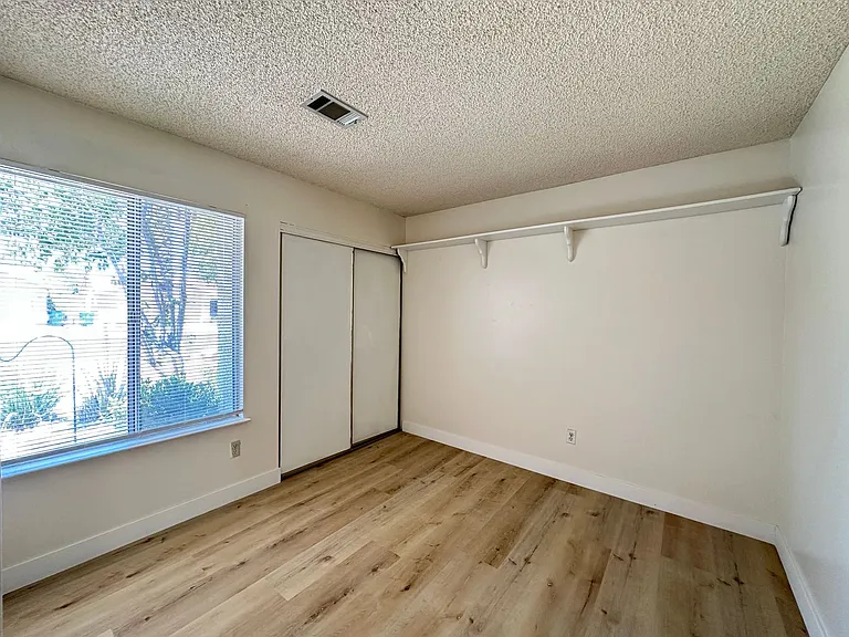 3124 Gentle Breeze St — Photo 15