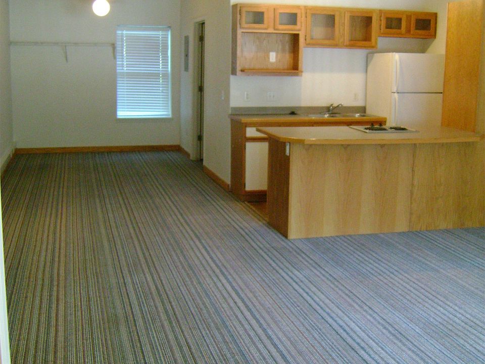 1st image of 1015 N Molly Ct