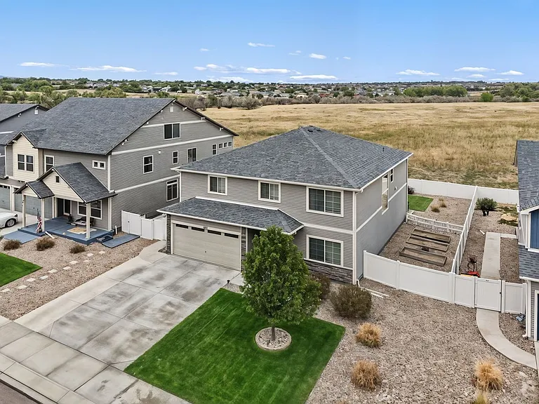 7856 Luminary Ln — Photo 4