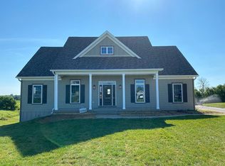 221 Graves Dr, Smithfield, KY 40068