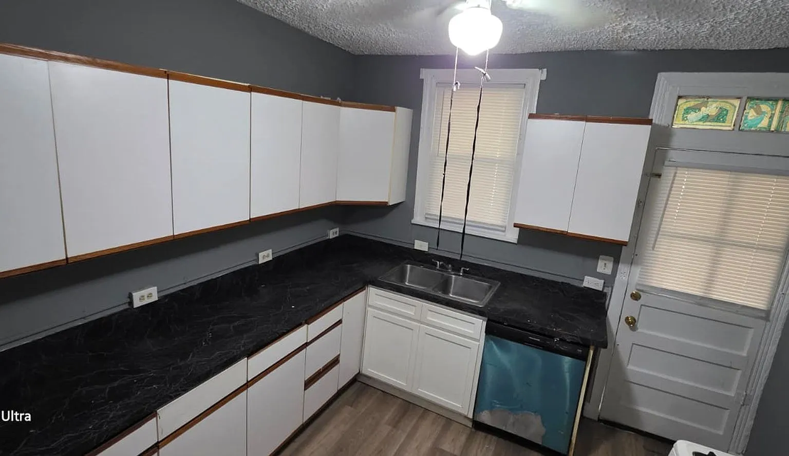 Beautifully Remodeled Home - Baltimore — Photo 4