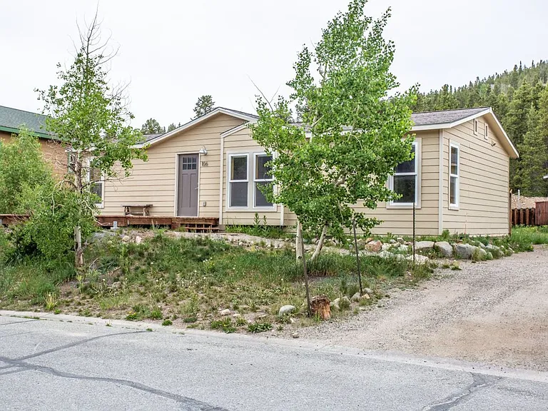 106 Reliance Dr — Photo 18