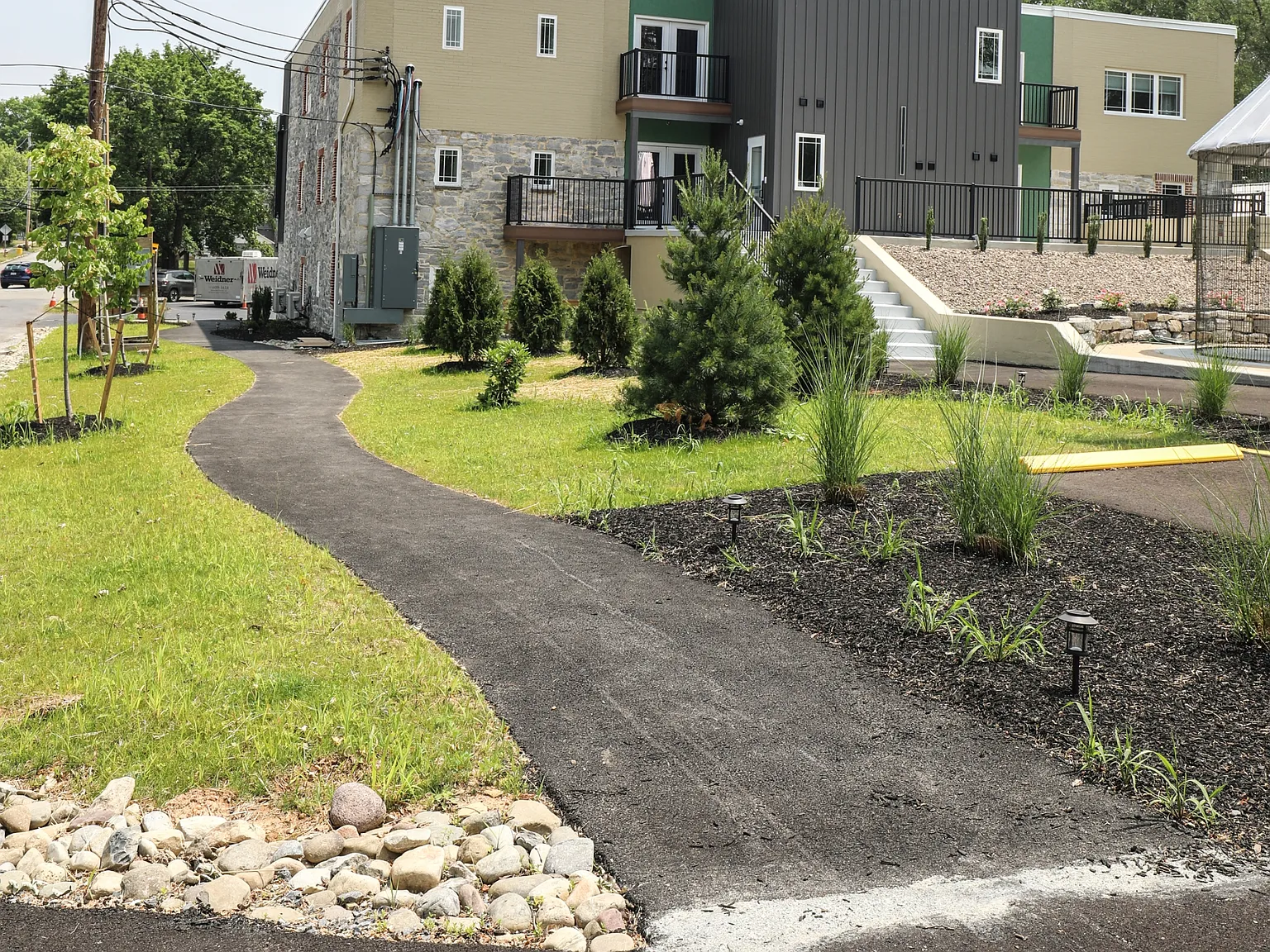 Spring Lake Apartments - 202 — Photo 4