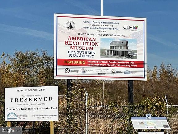 2nd image of 912 Point St