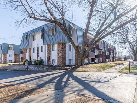 2nd image of 1764 N Leverett Ave APT 96