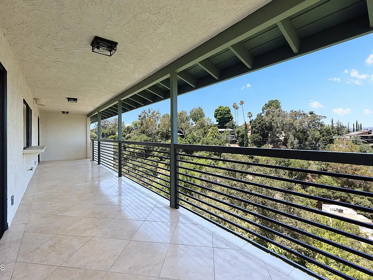534 Alta Vista Ave — Photo 41
