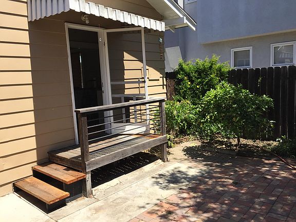 4th image of 4020 E 11th St