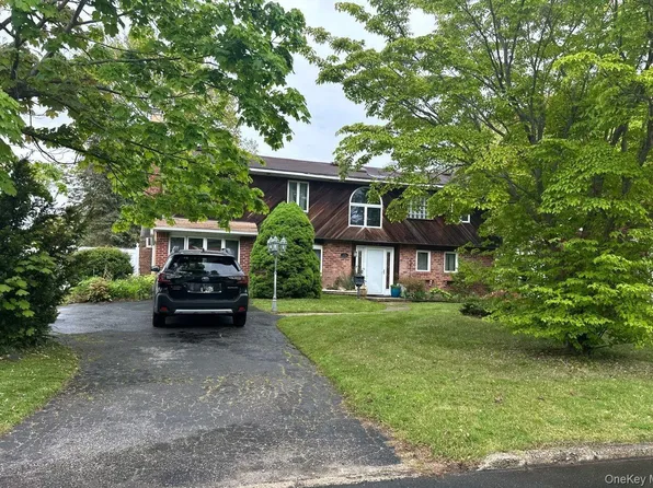 223 Sherry Street, East Islip, NY 11730