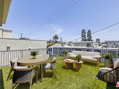 1804 S Barrington Ave APT D, Los Angeles, CA, 90025