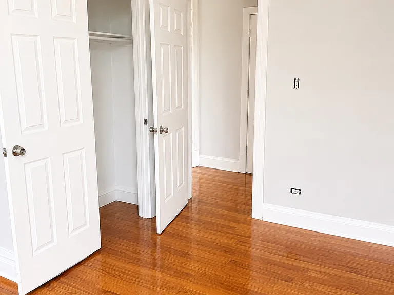 4615 S Vincennes Ave #3 — Photo 8