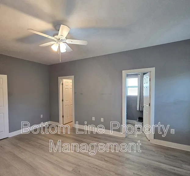 51 Hawthorne St SW — Photo 24