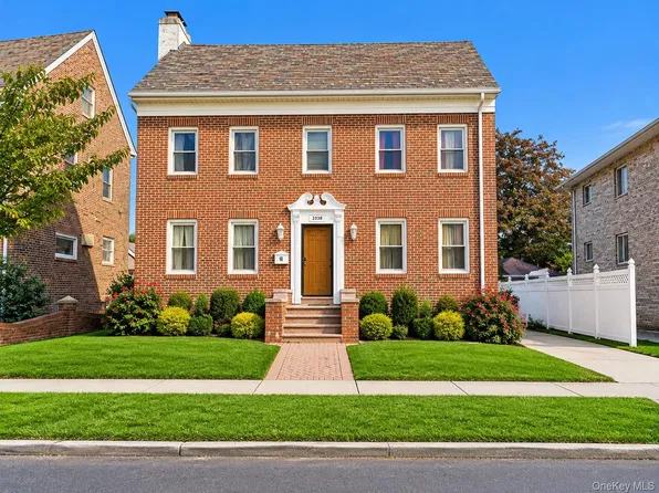 2330 Gunther Avenue, Bronx, NY 10469
