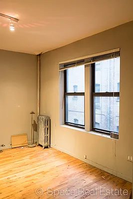 Rented by Space Real Estate | media 6