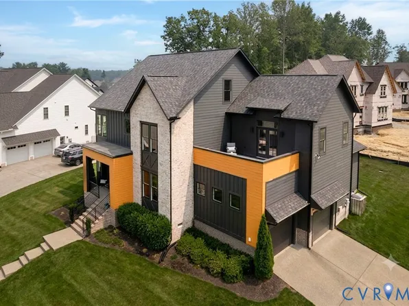 4600 Otter Ct, Moseley, VA 23120