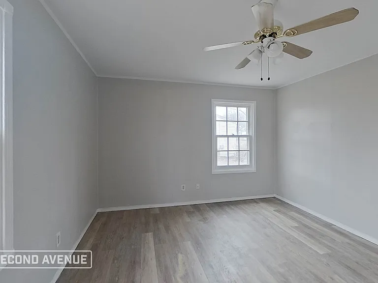 689 Lucille Dr — Photo 13