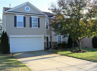 113 Brinkley Park Dr, Mount Holly, NC 28120