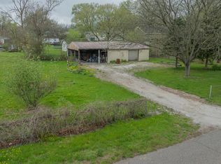 108 N Woodland Trl, Monticello, IN 47960
