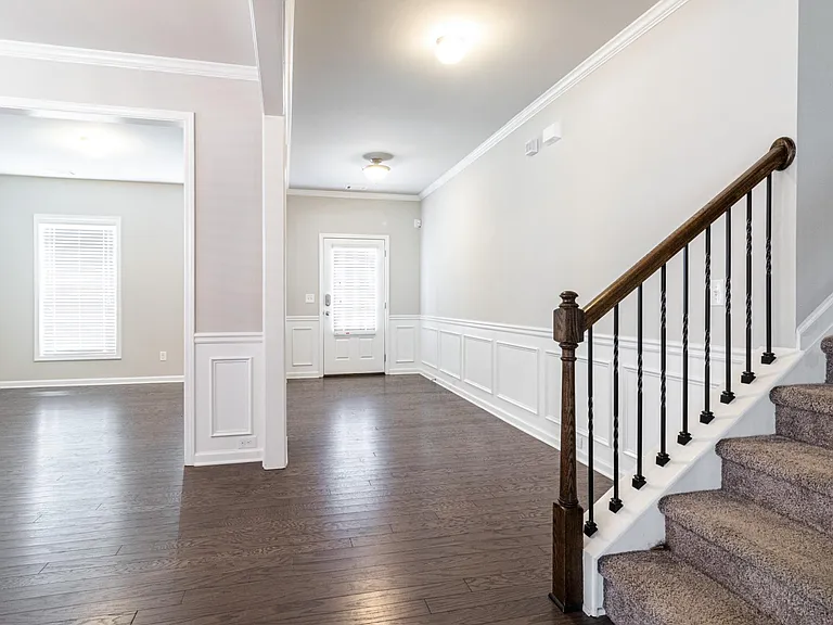 5780 Rialto Way — Photo 4