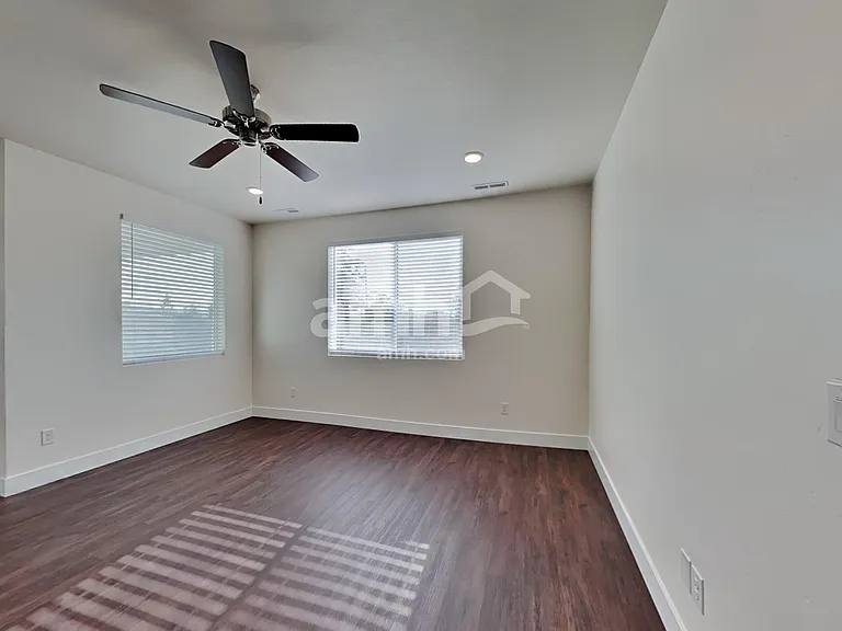 1416 N Garnet Creek Ave — Photo 8