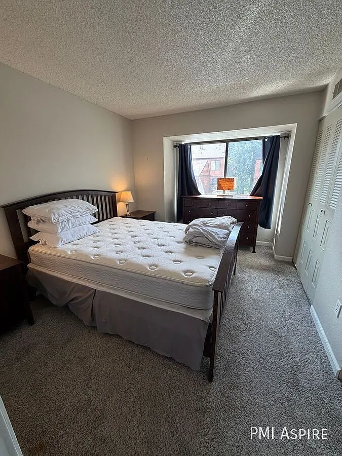 2 bed, 1.0 bath, $1,850 — Photo 4