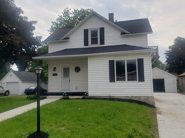 815 Madison St, Little Chute, WI 54140