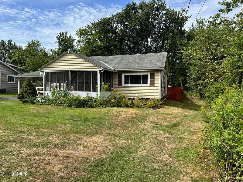 3rd image of 22 Rugby Road
