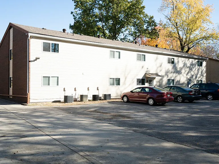 79 Devon Ct — Photo 13