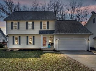 38392 Sheerwater Ln, Willoughby, OH 44094