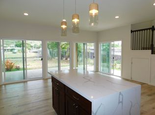 893 Kainui Dr, Kailua, HI 96734