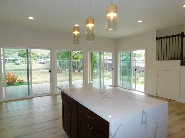 893 Kainui Dr, Kailua, HI 96734