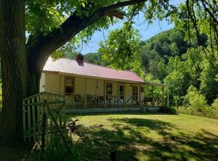 4952 Starnes Bluff Ln, Fort Blackmore, VA 24250