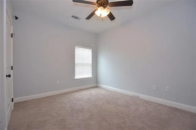 172 Nickel Loop — Photo 17