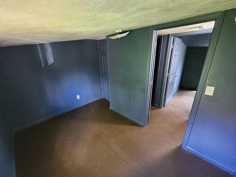 10317 Reno Ave — Photo 19