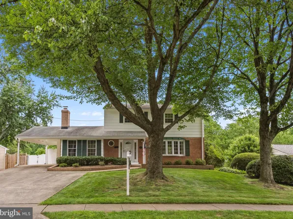 4507 Sonata Ct, Fairfax, VA 22032