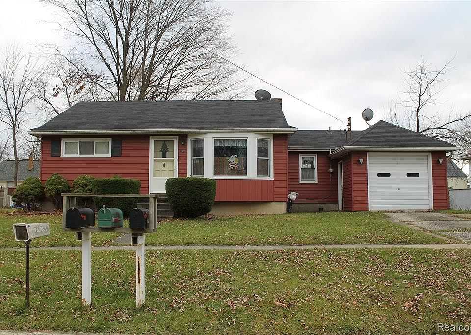 1462 Proper Ave Burton MI 48529 Zillow