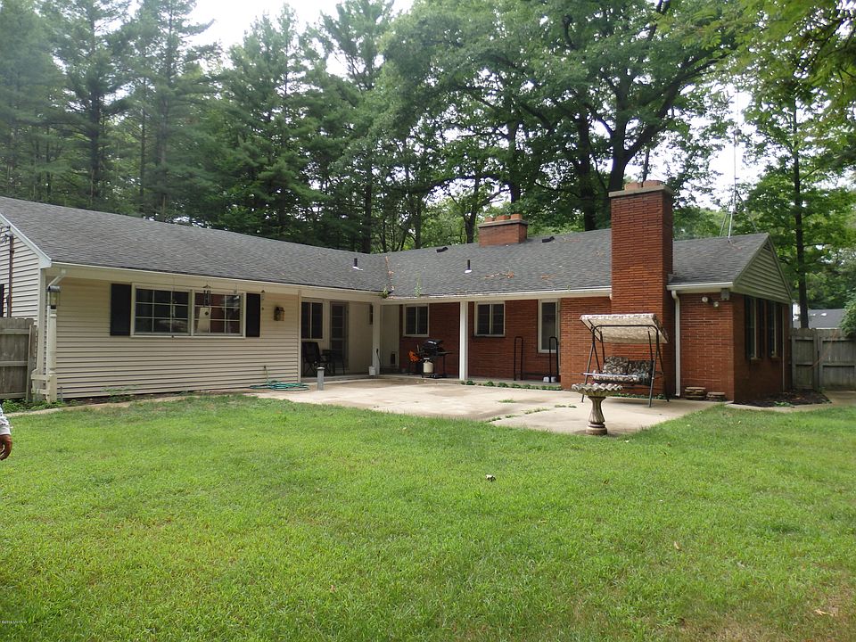 2967 Chippewa Hwy, Manistee, MI 49660 Zillow