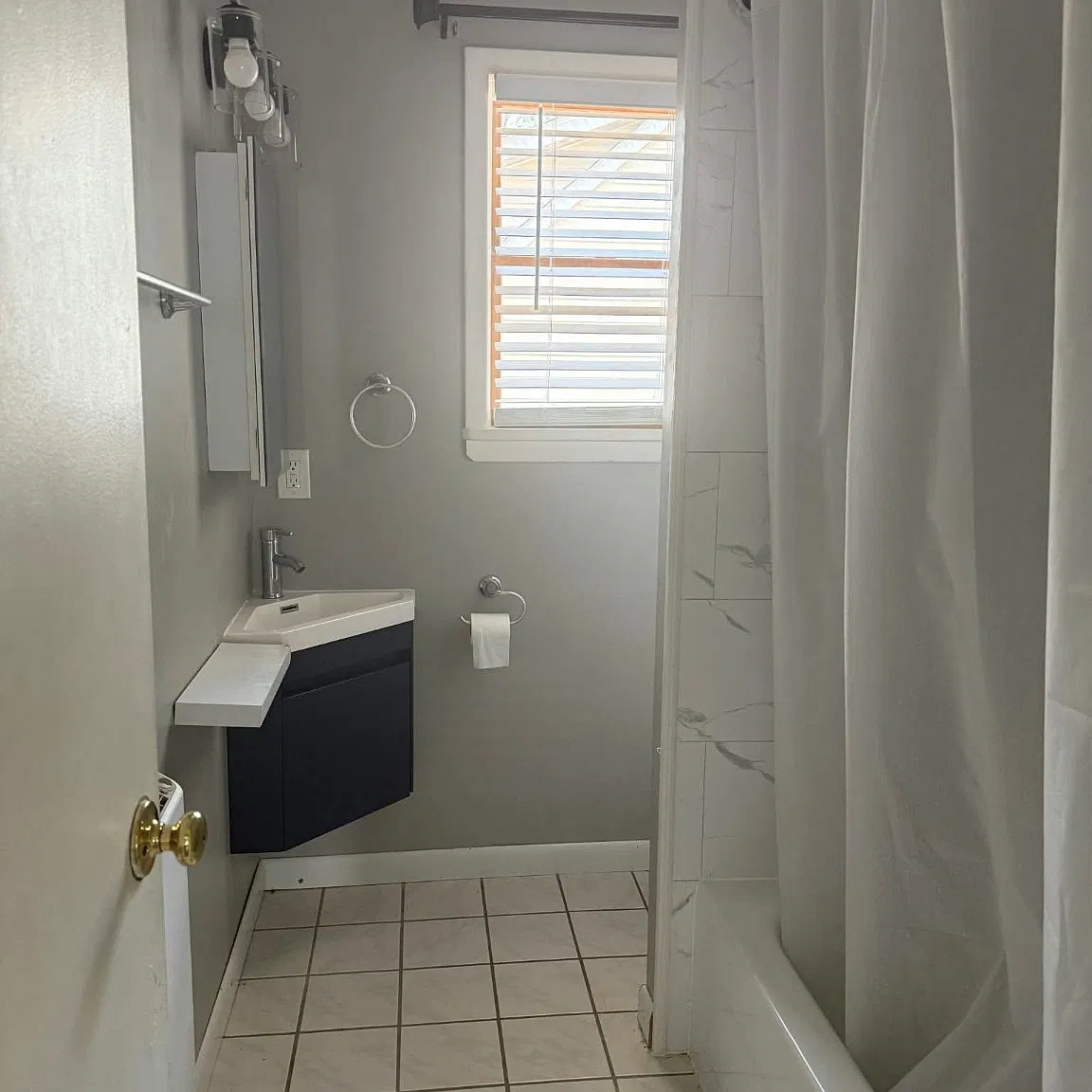 2 bed, 900 sqft, $2,175 — Photo 2