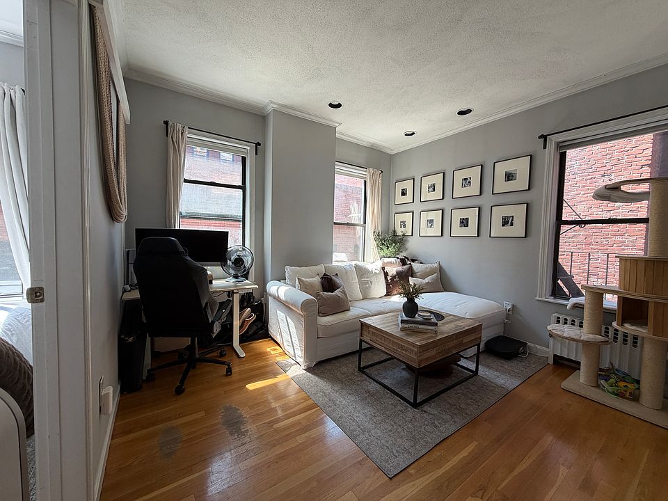 1st image of 40 Saint Botolph St APT 28