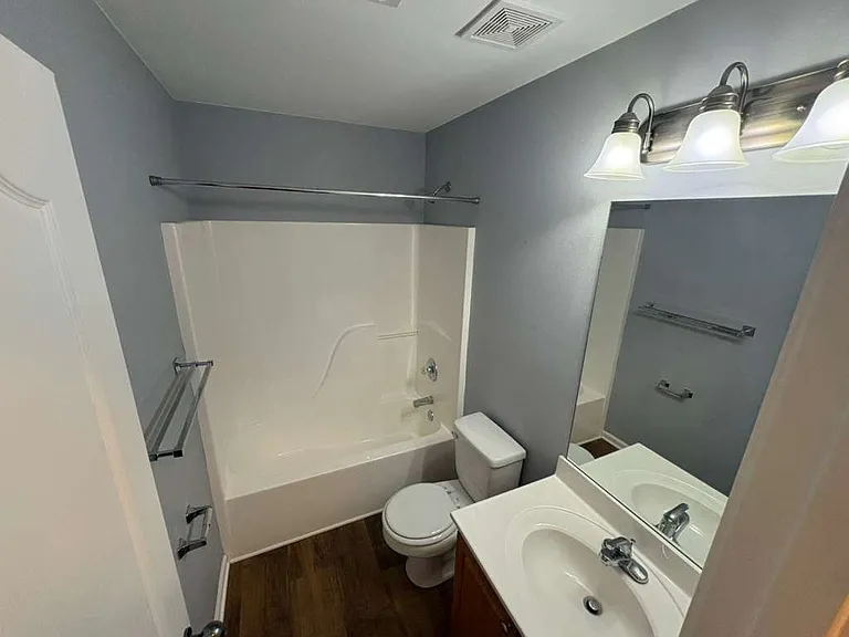 1st Floor Bathroom