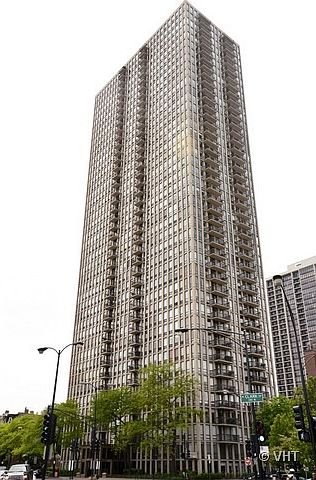 1st image of 1660 N La Salle St #1512