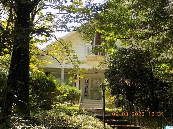 1041 Tower Dr, Birmingham, AL 35214