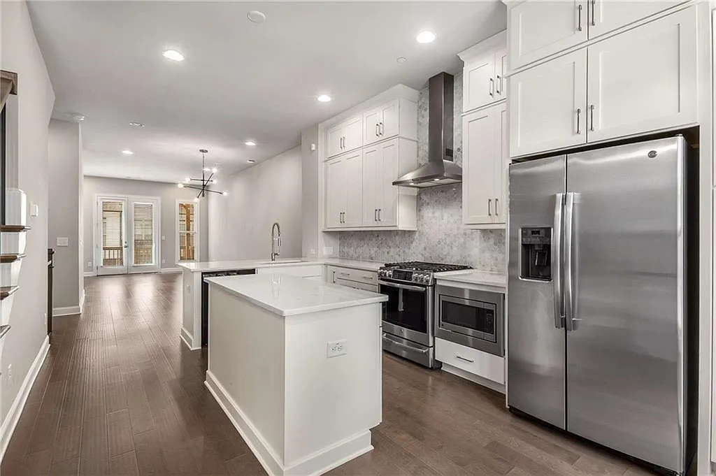 2 bed, 4.0 bath, 1801 sqft, $3,950 — Photo 3