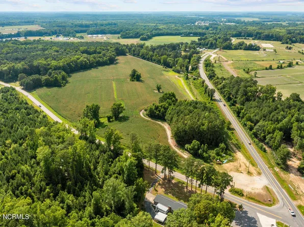 4812 Mobleys Bridge Road, Grimesland, NC 27837