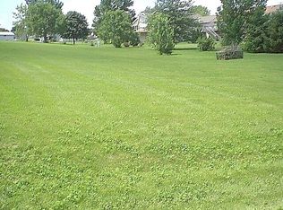 2327 Breckenboro Dr, Davis, IL 61019