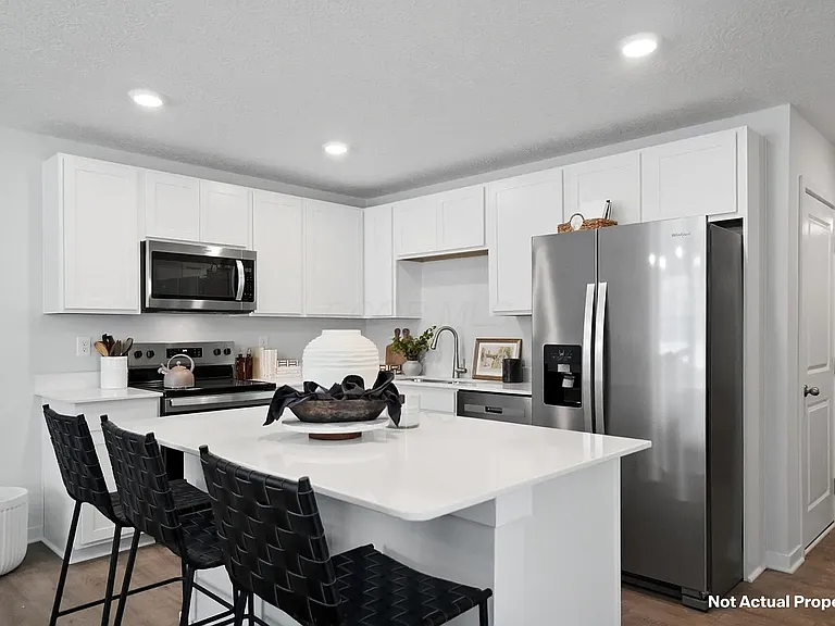 6404 Silver Canoe Way — Photo 5