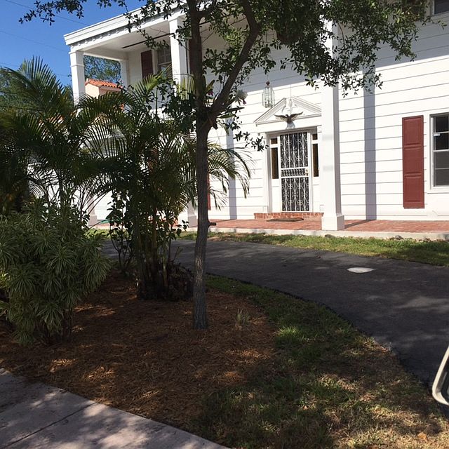 1st image of 6945 Almansa St