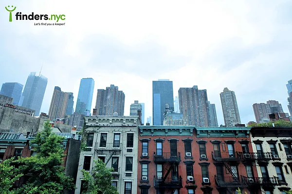 Rented by Clove Realty LLC | media 12