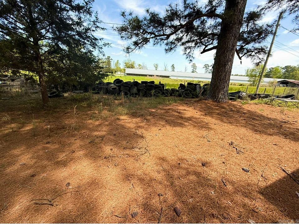 2nd image of 2915 Ashley Rd