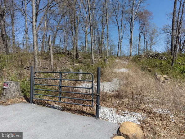 240 Cragmoor Rd, York Haven, PA 17370