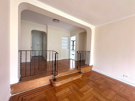 2nd image of 110 Bennett Ave #5C